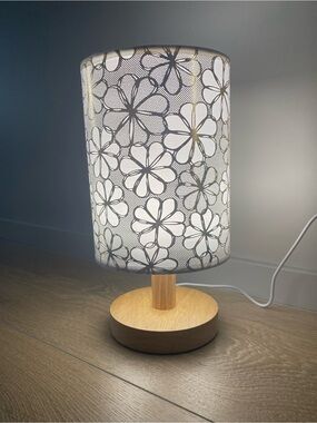 Floral lamp